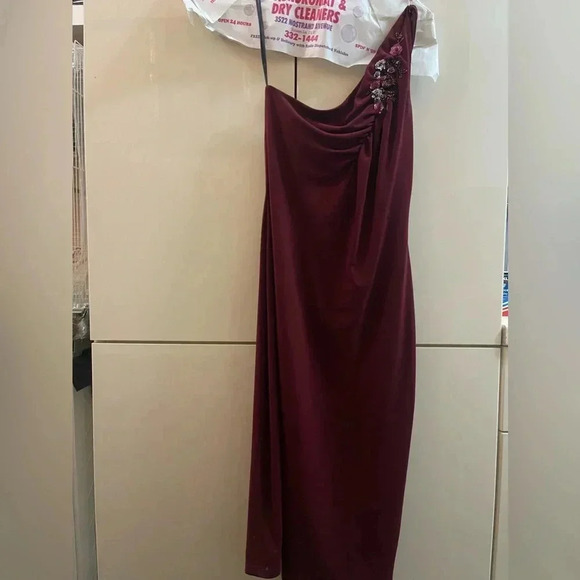 Laundry Womens Floral Sequins Burgundy Evening Sleeveless Dress Size 4P - Picture 1 of 8
